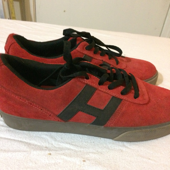 huf skate shoes